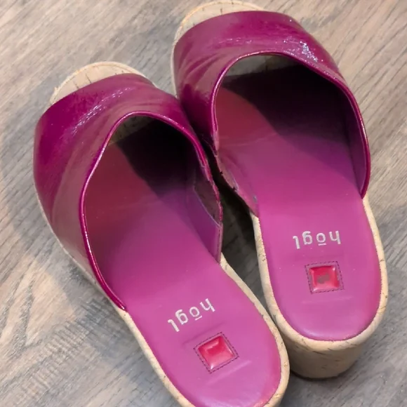 Fuchsia Wedge Sandals - Picture 5 of 6